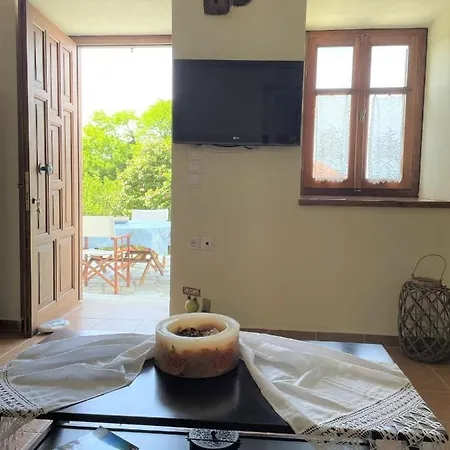 Camellia Holiday home